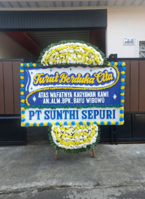 Papan Bunga Duka di Pangampelan